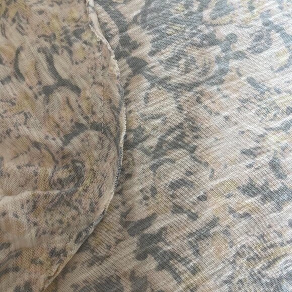 Free People light grey / pink/yellow floral print light weight tshirt - Picture 4 of 5